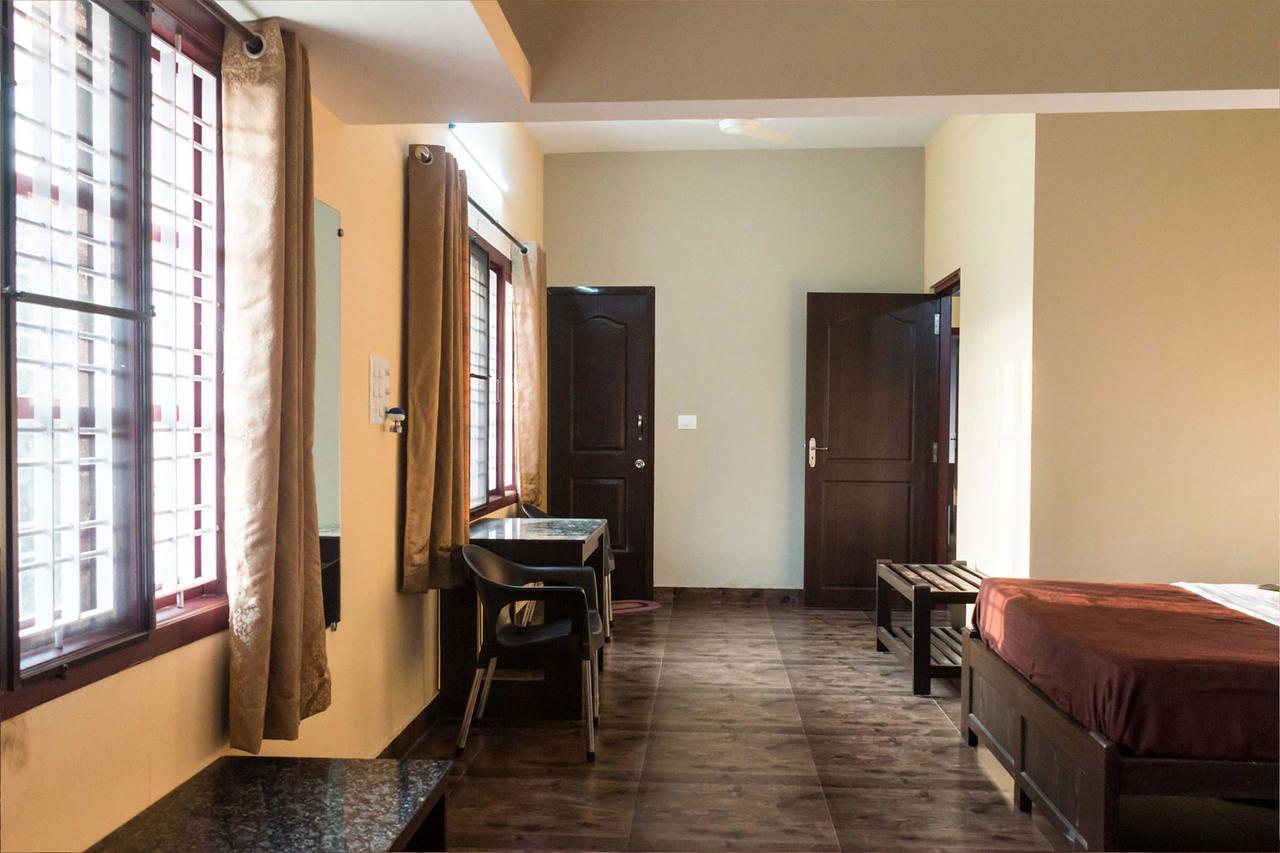 Karkera Comforts Hotel Madikeri Kültér fotó