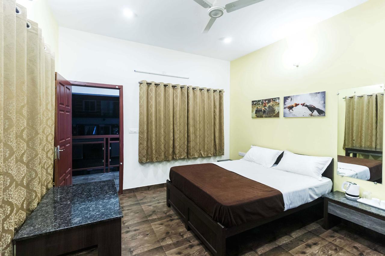 Karkera Comforts Hotel Madikeri Kültér fotó